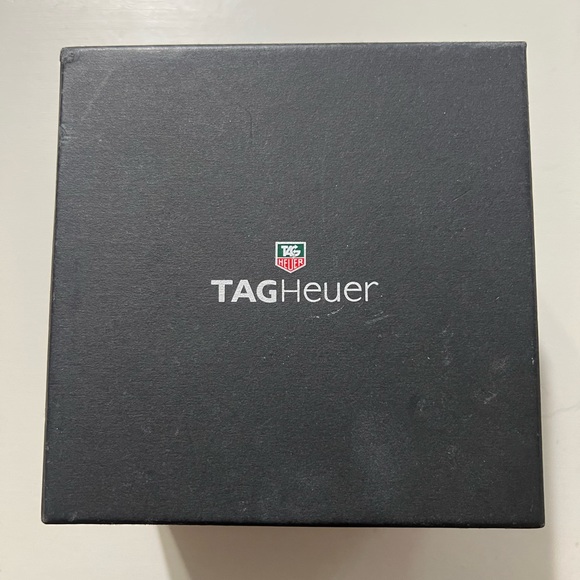 Ladies Tag Heuer Aquaracer - Picture 3 of 5